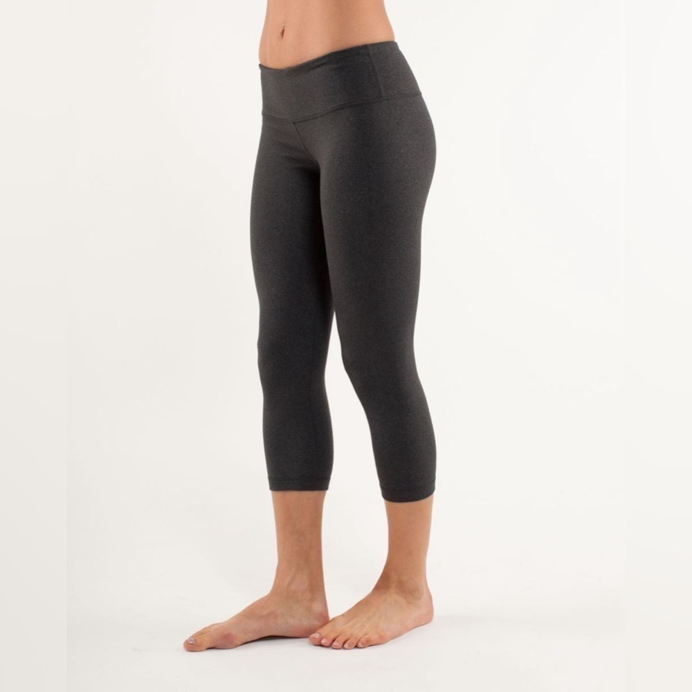 Lululemon Wunder Under Crop 21” Sz 6 Heathered Charcoal Luxtreme Leggings